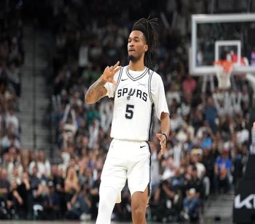 罗韦拉与贡,多齐受贝隆,青睐,好博体育官方,好博体育在线官网,好博体育线上,好博体育APP