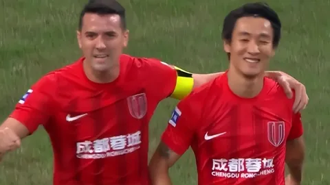 亚历山大轰32分7助刷新个人纪录，保罗三双助力雷霆击败猛龙